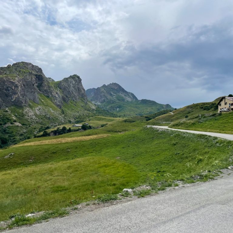 Cormet de Roselend pass Cormet de Roselend pass